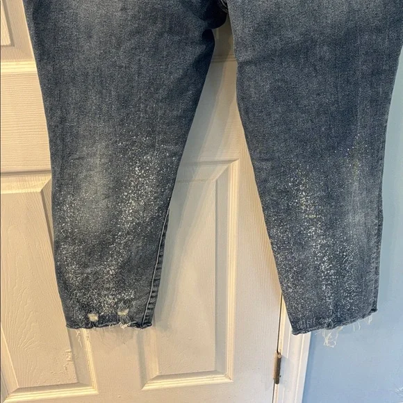 Pilcro The Cigarette Slim Straight Jeans in Distressed Light Wash, 34/18 - Picture 13 of 14